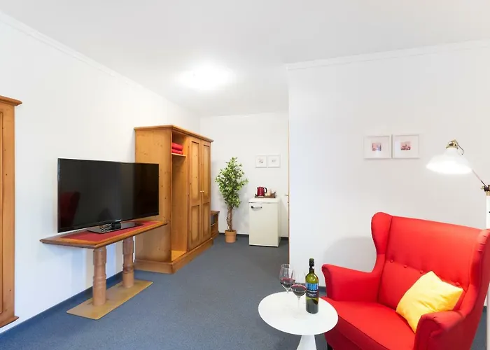 Hotel Garni Noeserlgut Linz